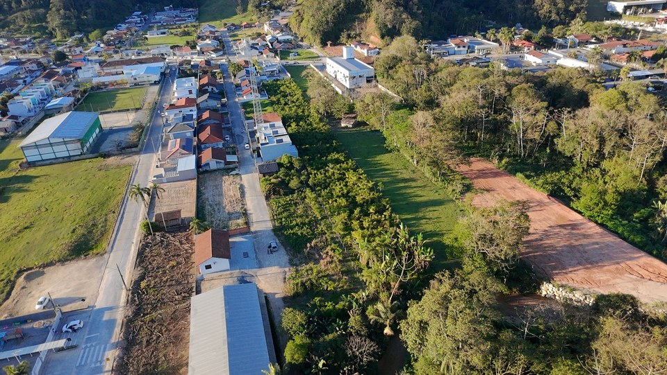 TERRENO NA RUA IDA EMÍLIA FISCHER em São Pedro, Guabiruba/SC
